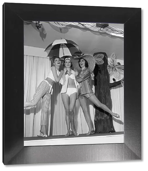 Simpson fashion show 20th March 1962