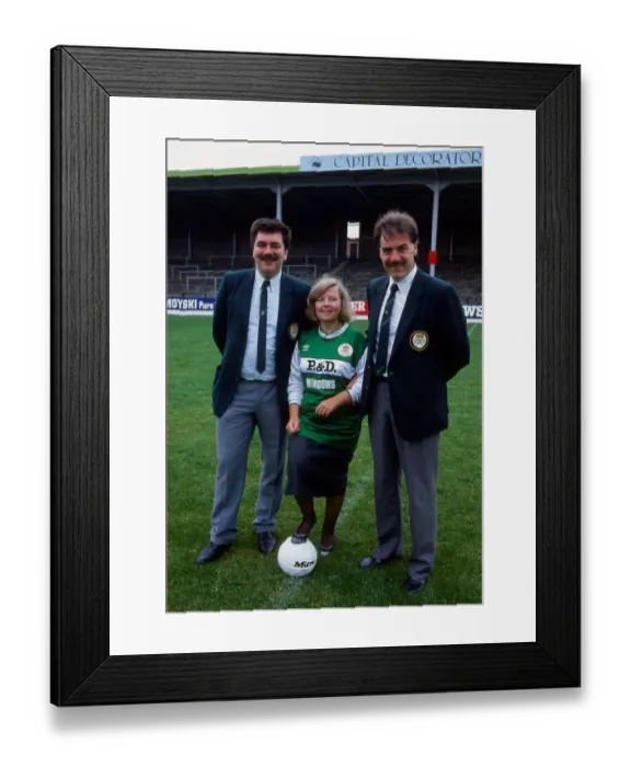 Framed Print : Sheila Rowland with David Duff & Jim Gray September 1987 Framed Print : Sheila Rowland with David Duff & Jim Gray September 1987