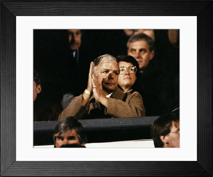 Framed Print : Hearts Chairman Wallace Mercer clapping at match Framed Print : Hearts Chairman Wallace Mercer clapping at match