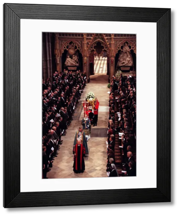 Framed Print : Funeral of Princess Diana, Princess of Wales. Funeral procession at Westminster Abbey