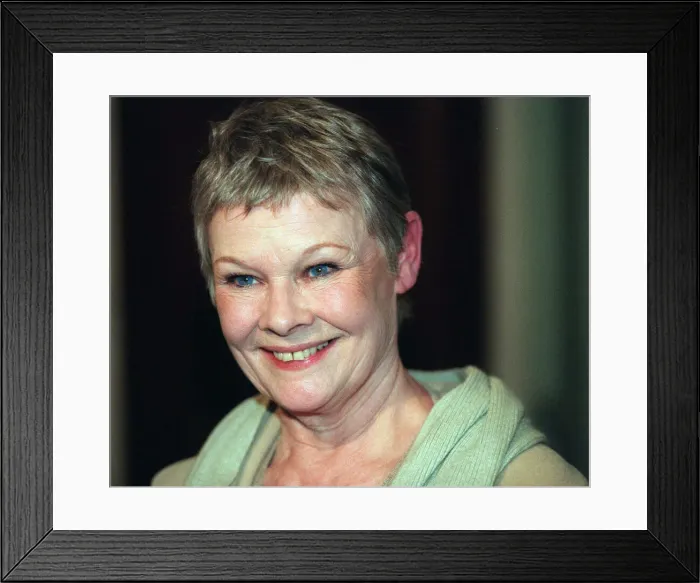 Framed Print : DAME JUDI DENCH ARCHIVE - 10 February 1998 Framed Print : DAME JUDI DENCH ARCHIVE - 10 February 1998