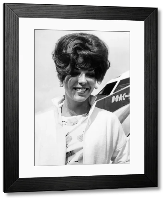 Framed Print : Joan Collins at London Airport - July 1961