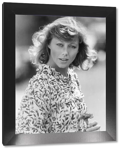 Jenny Agutter in garden for photo call - 4th September 1978