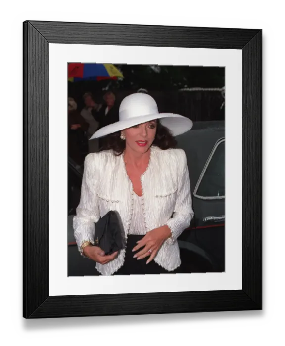 Framed Print : JOAN COLLINS AT ROYAL ASCOT - 21  /  06  /  1990