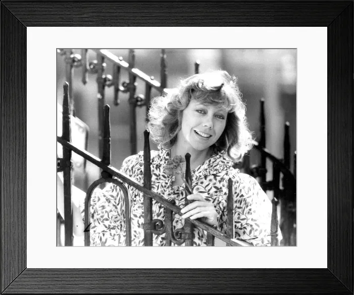 Framed Print : Jenny Agutter in garden for photo call - 4th September 1978 Framed Print : Jenny Agutter in garden for photo call - 4th September 1978