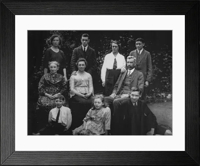 Framed Print : Fee £100 for online and £200 for print Bob Weighton - worlds oldest man Framed Print : Fee £100 for online and £200 for print Bob Weighton - worlds oldest man