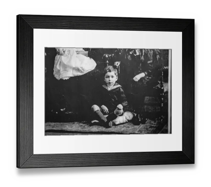 Framed Print : Fee £100 for online and £200 for print Bob Weighton - worlds oldest man