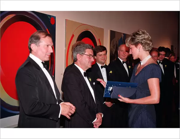DIANA, PRINCESS OF WALES WITH NIGEL DEMPSTER AND RICHARD BAKER - OCTOBER 1991