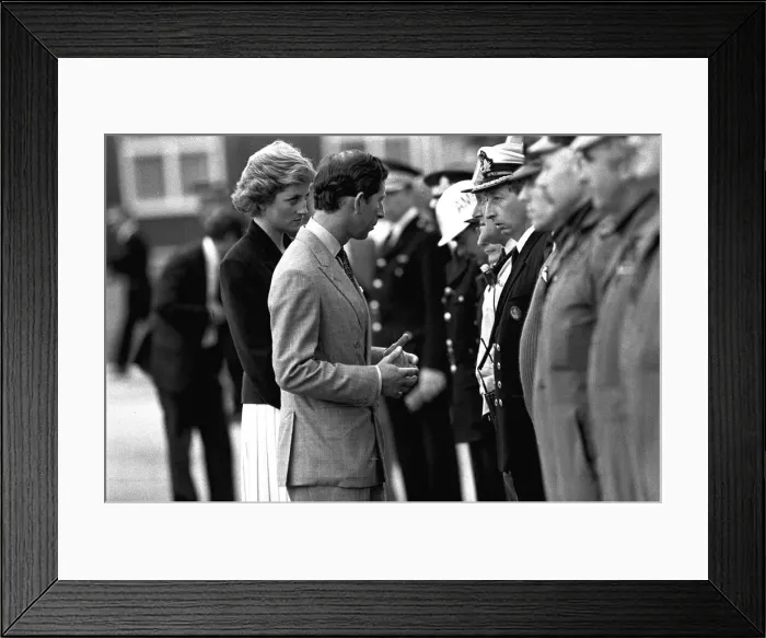 Framed Print : PRINCESS OF WALES AND PRINCE OF WALES DURING VISIT TO NEWCASTLE IN JULY 1981 Framed Print : PRINCESS OF WALES AND PRINCE OF WALES DURING VISIT TO NEWCASTLE IN JULY 1981