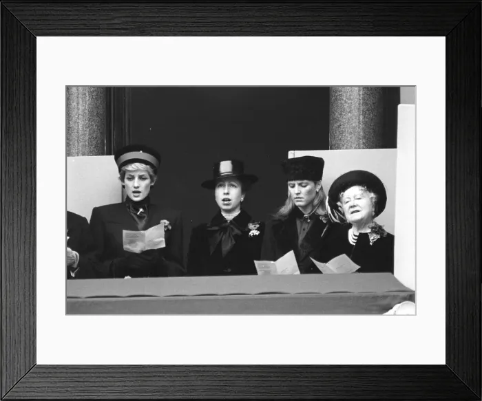Framed Print : PRINCESS DIANA, PRINCESS ANNE, DUCHESS OF YORK AND THE QUEEN MOTHER DURING REMEMBRANCE Framed Print : PRINCESS DIANA, PRINCESS ANNE, DUCHESS OF YORK AND THE QUEEN MOTHER DURING REMEMBRANCE