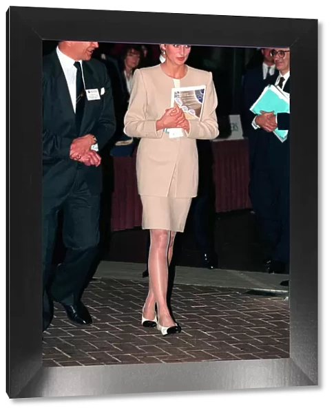 PRINCESS OF WALES AT EATING DISORDERS CONFERENCE WEARING CREAM SUIT 1993