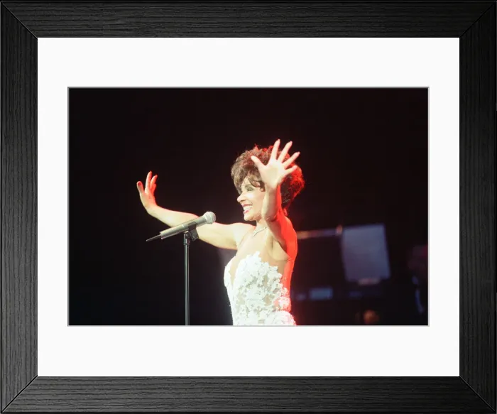 Framed Print : An Audience with Shirley Bassey, Television Special at the Empire Theatre, Liverpool Framed Print : An Audience with Shirley Bassey, Television Special at the Empire Theatre, Liverpool