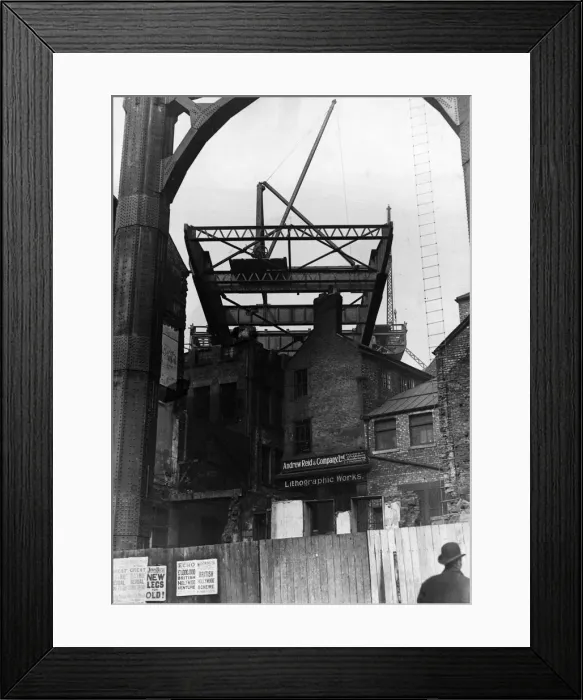 Framed Print : Construction of the new Tyne Bridge, Newcastle. The structure (or approach Framed Print : Construction of the new Tyne Bridge, Newcastle. The structure (or approach