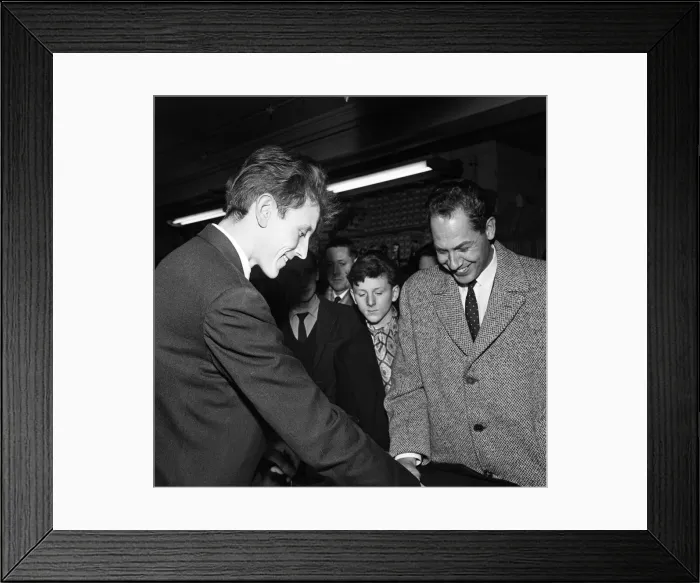 Framed Print : Magician Fred Kaps who appeared before forty guests at St James Palace to celebrate Framed Print : Magician Fred Kaps who appeared before forty guests at St James Palace to celebrate
