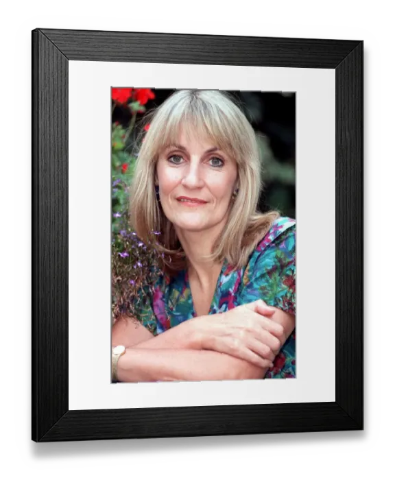 Framed Print : LYNN FAULDS-WOOD IN PHOTOCALL - 91  /  8171 ----- LYNN FAULDS-WOOD
