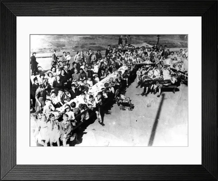Framed Print : War - World War II - VE Day celebrations, Miskin Street, Cardiff, May 1945 Framed Print : War - World War II - VE Day celebrations, Miskin Street, Cardiff, May 1945