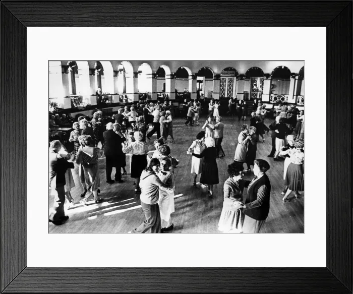 Framed Print : The Winter Gardens in Weston-super-Mare, Somerset. Circa February 1983 Framed Print : The Winter Gardens in Weston-super-Mare, Somerset. Circa February 1983