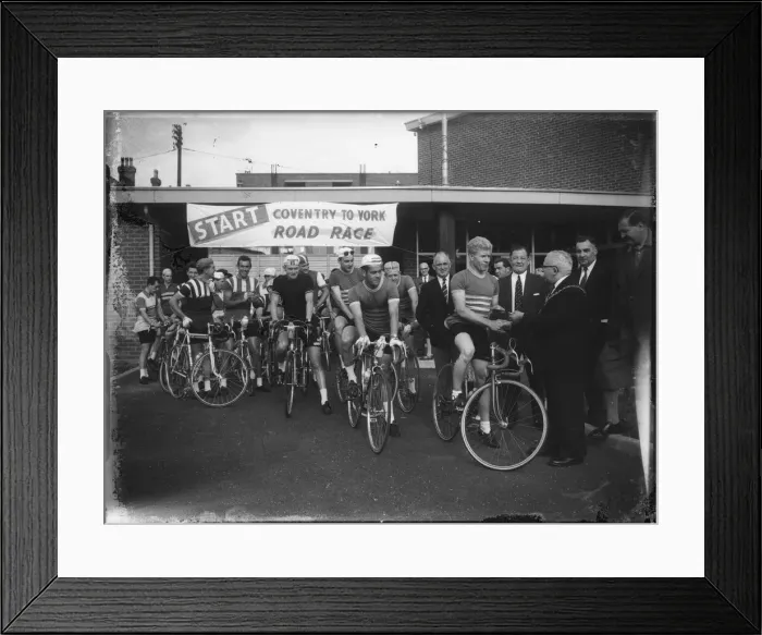 Framed Print : The Lord Mayor of Coventry, Alderman H Stanley, handing to D Tarbun Framed Print : The Lord Mayor of Coventry, Alderman H Stanley, handing to D Tarbun