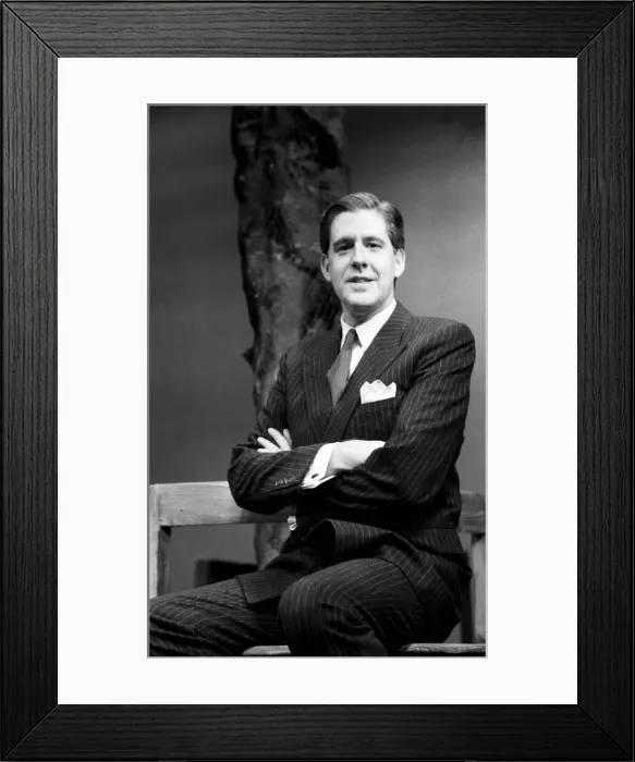 Framed Print : EDWARD HERMANN IN THE PLAY A WALK IN THE WOODS AT THE COMEDY THEATRE Framed Print : EDWARD HERMANN IN THE PLAY A WALK IN THE WOODS AT THE COMEDY THEATRE