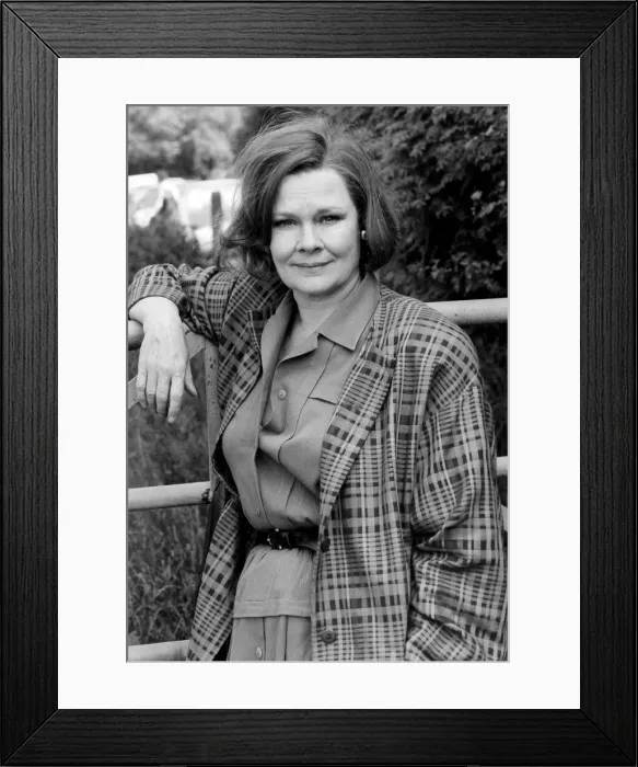 Framed Print : Dame Judi Dench 15th June 1988 Framed Print : Dame Judi Dench 15th June 1988