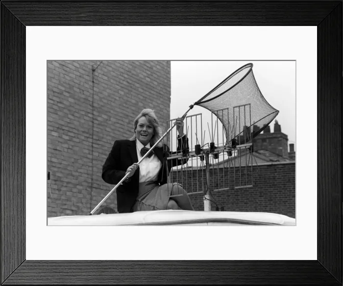 Framed Print : WENDY RICHARD ON A TV DETECTOR VAN WITH A BUTTERFLY NET 06  /  02  /  1987
