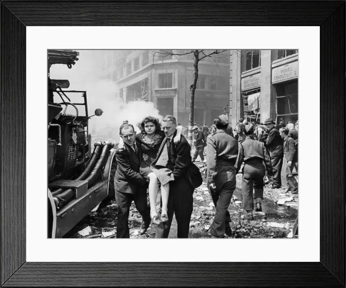 Framed Print : V1 flying bomb attack, Aldwych, London, 30th June 1944. One of the deadliest Framed Print : V1 flying bomb attack, Aldwych, London, 30th June 1944. One of the deadliest