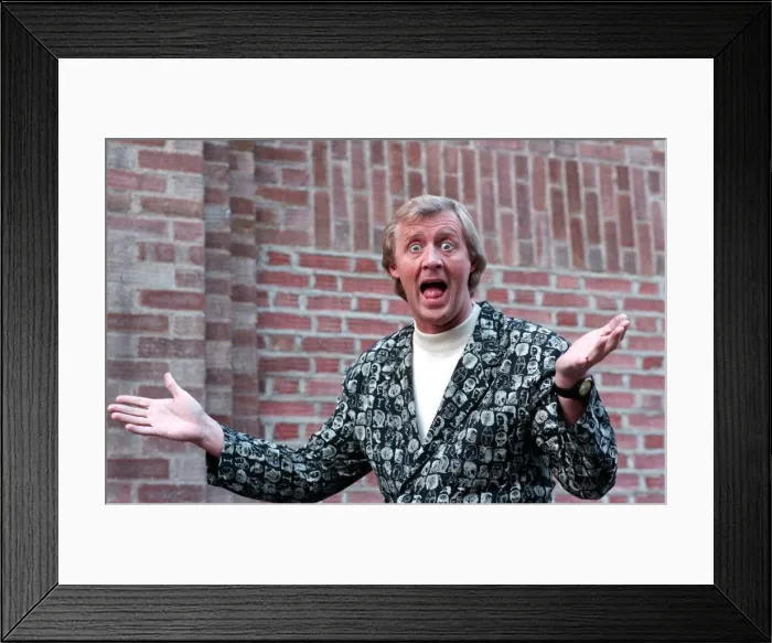 Framed Print : Chris Tarrant, TV & Radio Presenter - 1989 Framed Print : Chris Tarrant, TV & Radio Presenter - 1989