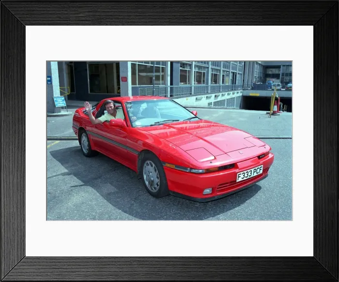 Framed Print : TONY BLACKBURN IN PHOTOCALL WITH CAR 07 / 08 / 1989 Framed Print : TONY BLACKBURN IN PHOTOCALL WITH CAR 07 / 08 / 1989