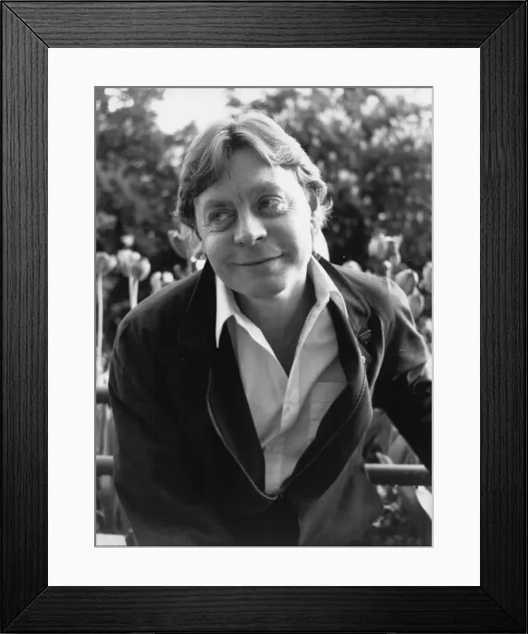 Framed Print : Hywel Bennett smiling at photocall 10 / 06 / 1988 Framed Print : Hywel Bennett smiling at photocall 10 / 06 / 1988