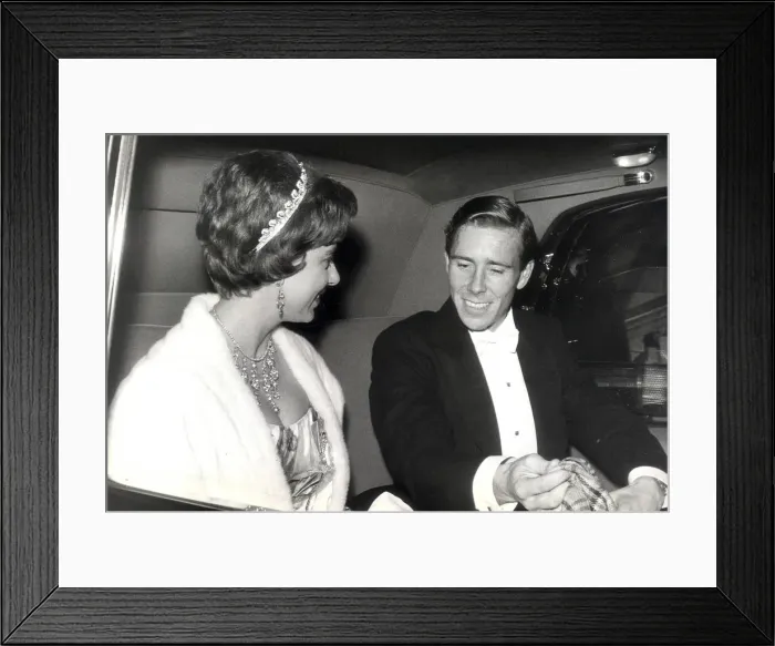 Framed Print : PRINCESS MARGARET AND ANTHONY ARMSTRONG JONES 1960 Framed Print : PRINCESS MARGARET AND ANTHONY ARMSTRONG JONES 1960