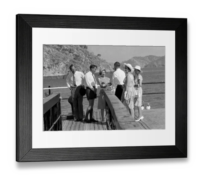 Framed Print : Queen Elizabeth II and Prince Philip during a Royal visit to Australia. March 1963 Framed Print : Queen Elizabeth II and Prince Philip during a Royal visit to Australia. March 1963