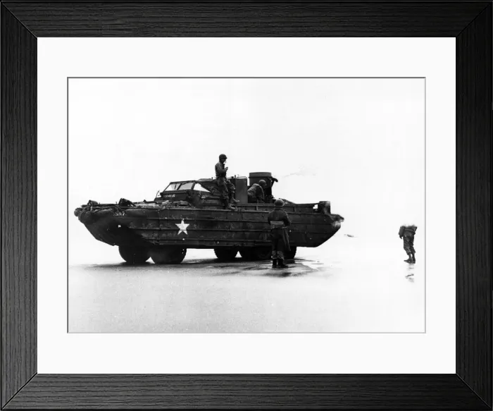 Framed Print : Scene from D-Day. 6th June 1944 Framed Print : Scene from D-Day. 6th June 1944