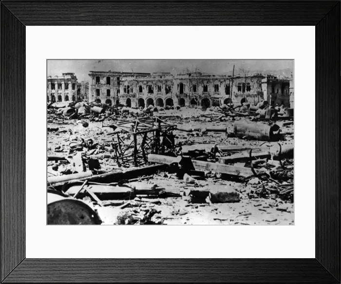 Framed Print : The shattered wharves of Messina reduced to a desolation of dust Framed Print : The shattered wharves of Messina reduced to a desolation of dust