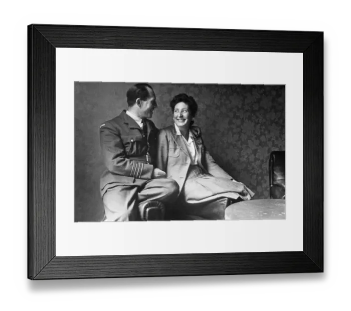 Framed Print : Group Captain DA Guillaume is reunited with his daughter Framed Print : Group Captain DA Guillaume is reunited with his daughter