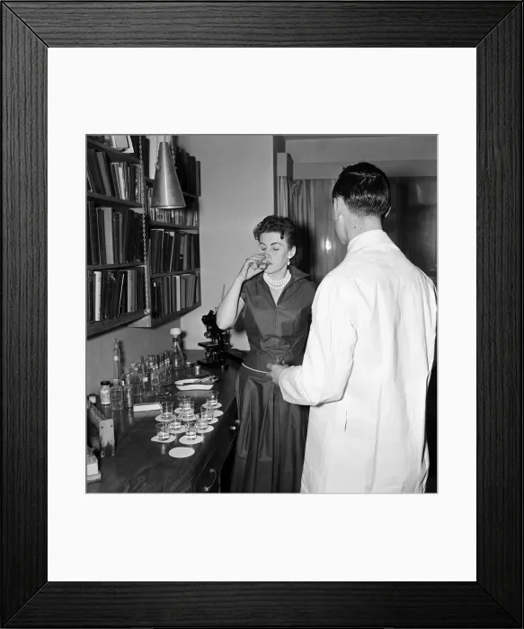 Framed Print : Virgin mother Emmimarie Jones undergoing medical tests. June 1956 Framed Print : Virgin mother Emmimarie Jones undergoing medical tests. June 1956
