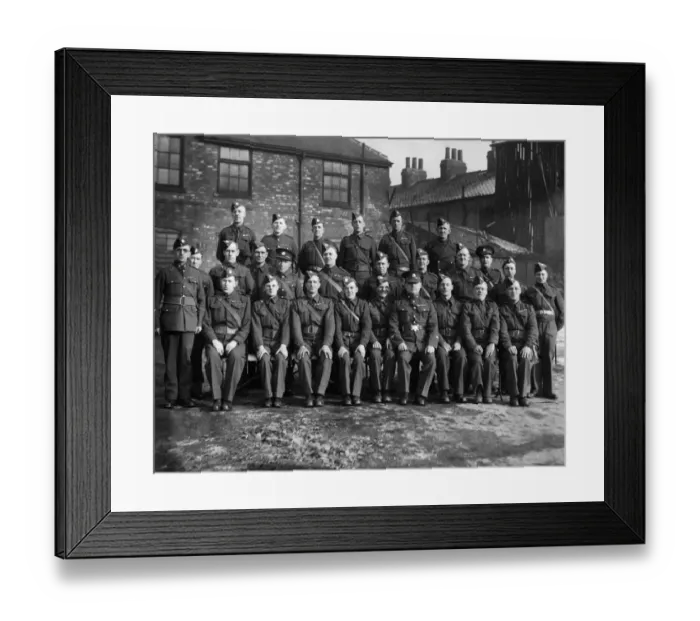 Framed Print : Men of the East Yorkshire Home Defence Corps, the East Yorkshire Regiment 6th Battalion Framed Print : Men of the East Yorkshire Home Defence Corps, the East Yorkshire Regiment 6th Battalion
