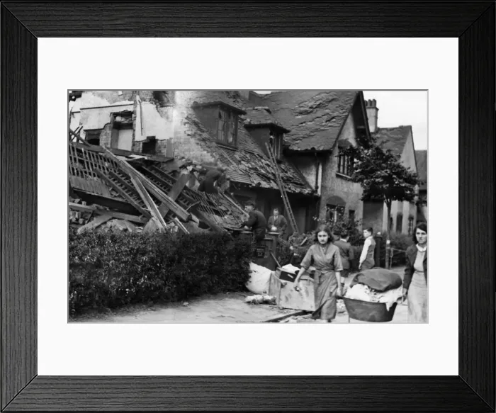 Framed Print : Scene of destruction showing damage to housing in Kingston Upon Hull after a bombing Framed Print : Scene of destruction showing damage to housing in Kingston Upon Hull after a bombing