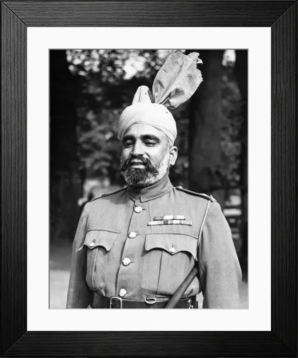 Framed Print : Indian Troops in camp in Derbyshire. Picture shows The Risalder - Major Framed Print : Indian Troops in camp in Derbyshire. Picture shows The Risalder - Major