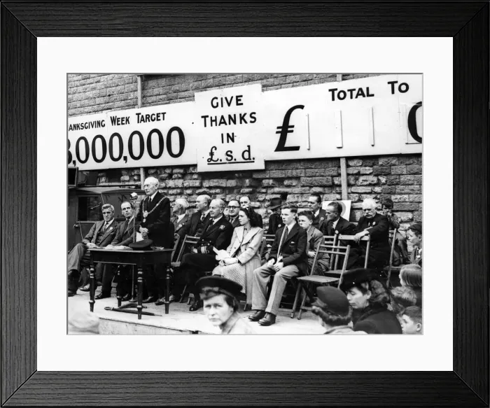 Framed Print : The Lord Mayor of Cardiff Alderman W. H Parker presided at the opening of the Cardiff