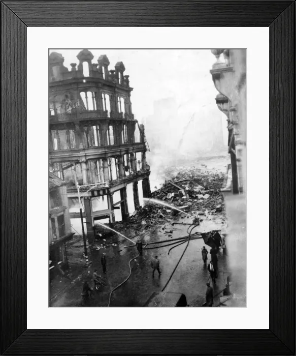 Framed Print : The third night of air raid attacks on Swansea, Wales. 22nd Wales 1941 Framed Print : The third night of air raid attacks on Swansea, Wales. 22nd Wales 1941