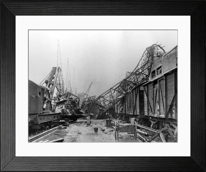 Framed Print : Kings Dock, Swansea, damaged after an air raid. February 1941 Framed Print : Kings Dock, Swansea, damaged after an air raid. February 1941