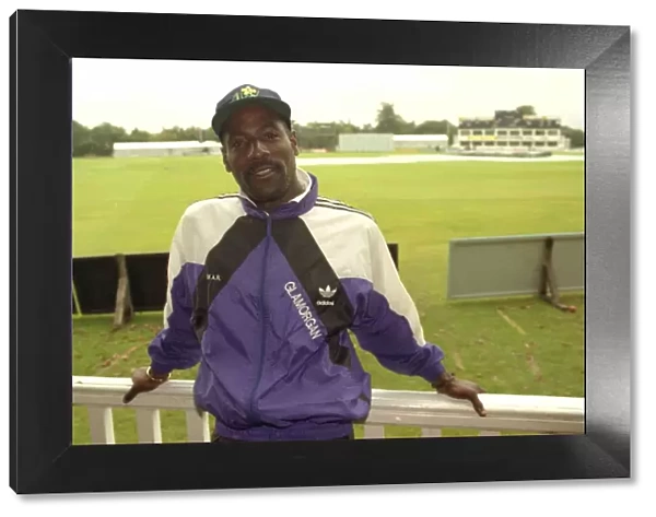 Viv Richards smiling during interview at cricket ground 17  /  09  /  1993