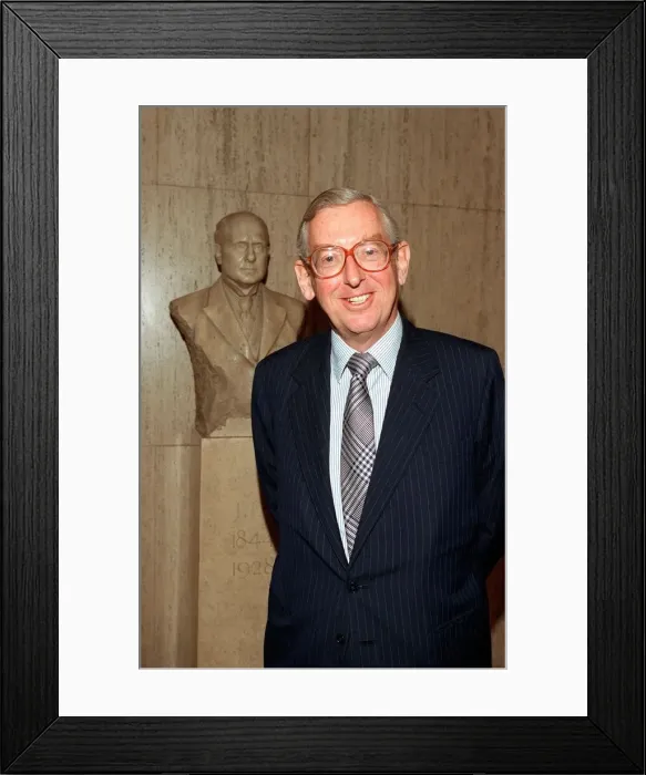 Framed Print : LORD SAINSBURY 16 / 05 / 1992 Framed Print : LORD SAINSBURY 16 / 05 / 1992