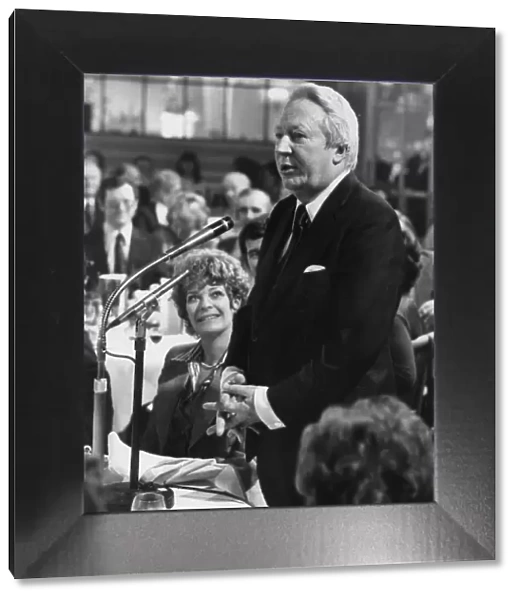 Edward Heath giving speech at dinner with Janet Suzman - February 1977 - 03  /  02  /  1977