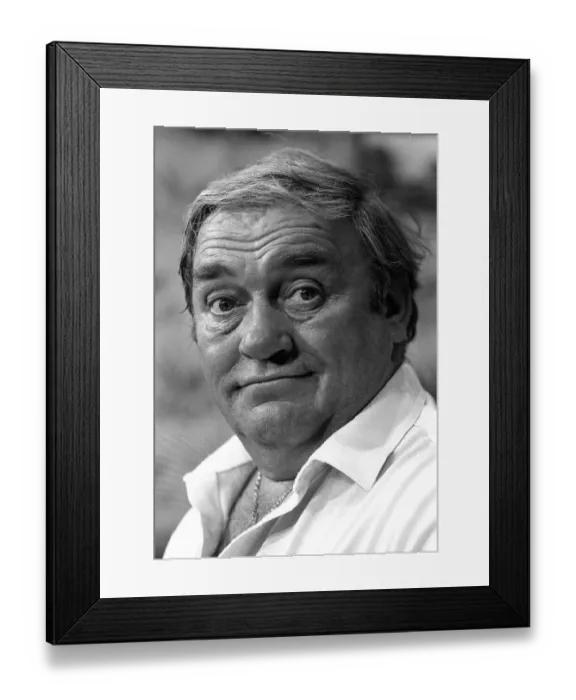 Framed Print : LES DAWSON - COMEDIAN 03 / 07 / 1987 Framed Print : LES DAWSON - COMEDIAN 03 / 07 / 1987