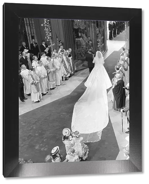 SARAH FERGUSON AND PRINCE ANDREWs WEDDING AT WESTMINSTER ABBEY
