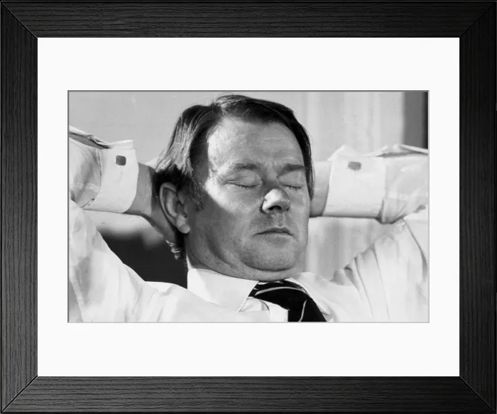 Framed Print : Sir Michael Edwardes at press conference - August 1981 31 / 08 / 1981 Framed Print : Sir Michael Edwardes at press conference - August 1981 31 / 08 / 1981