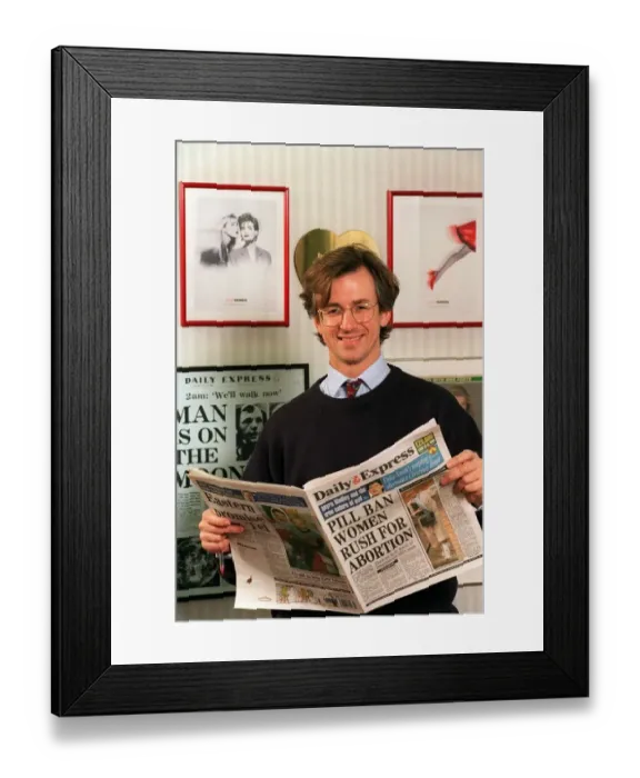 Framed Print : RICHARD ADDIS EDITOR OF THE DAILY EXPRESS 19  /  12  /  1995