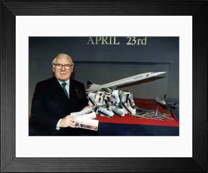 Framed Print : LORD KING WITH A MODEL OF CONCORDE HOLDING AIRLINE TICKETS 08 / 02 / 1995 Framed Print : LORD KING WITH A MODEL OF CONCORDE HOLDING AIRLINE TICKETS 08 / 02 / 1995