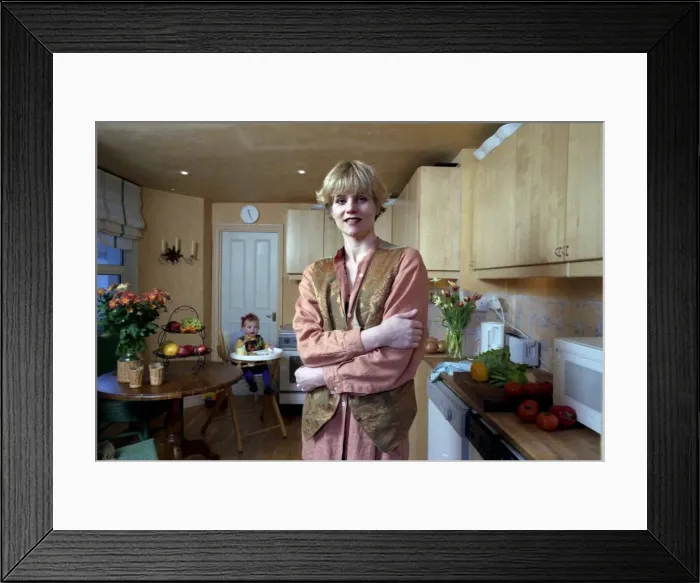 Framed Print : Linda Barker, interior designer at home in Battersea 08  /  01  /  1994